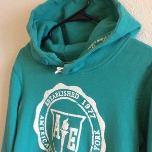 Cute turquoise hoodie!