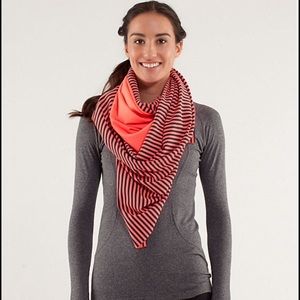 Lululemon vinyasa scarf