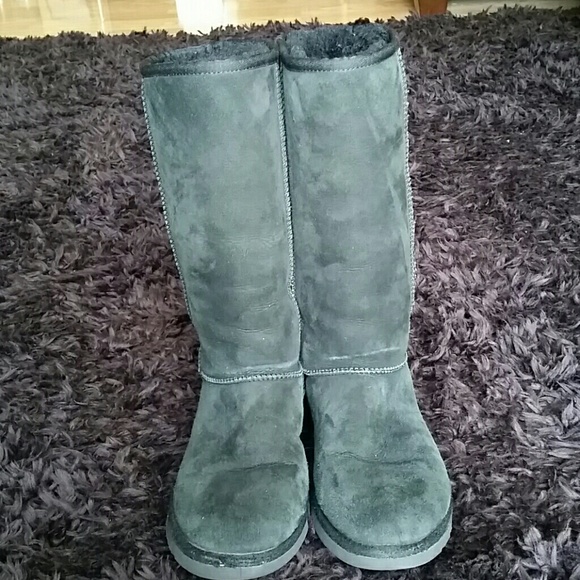 Classic Tall Ugg Boot - Picture 1 of 4