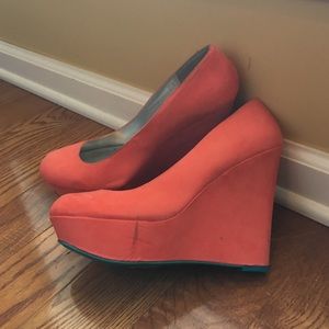 Coral Pumps