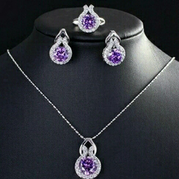 Gorgeous Amethyst 925 Sterling Silver Necklace Set
