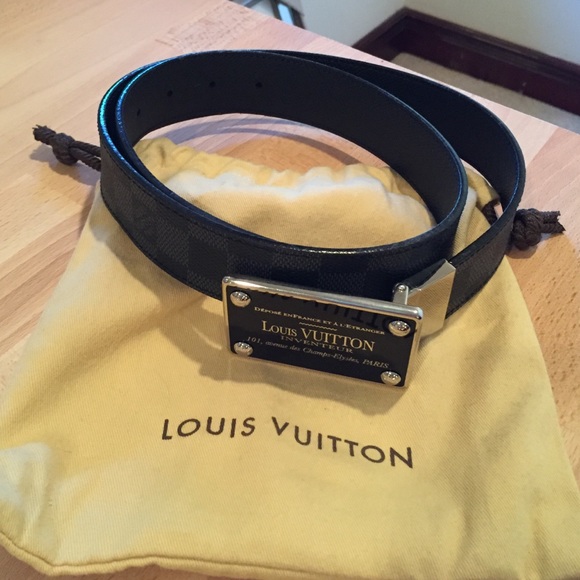 Louis Vuitton belt