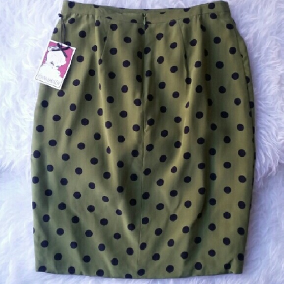 NWT! OLIVE GREEN & BLACK POLKA DOT DRAPE SKIRT 4 - Picture 3 of 4