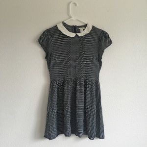 Peter Pan collared dress