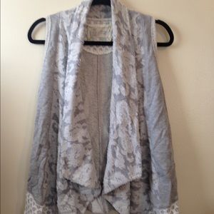 Anthropologie vest