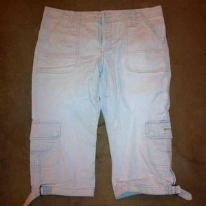 American eagle Cargo 10 shorts capris pants