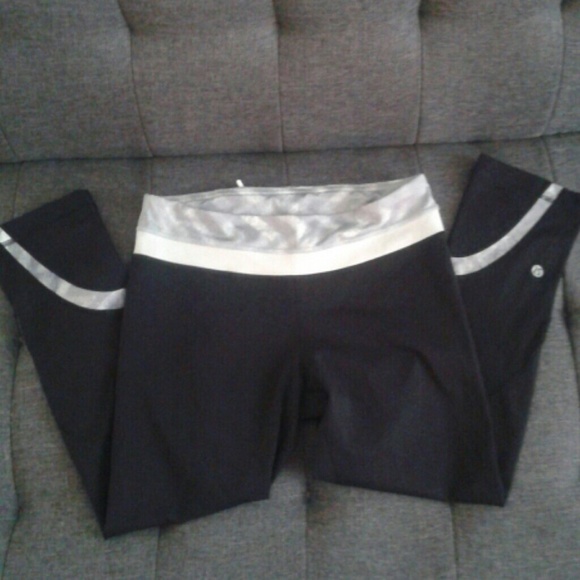 Lululemon crops