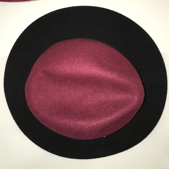 Hat - Picture 3 of 3
