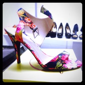 Sexy Floral Heel