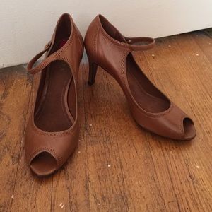 Brown leather ankle heels