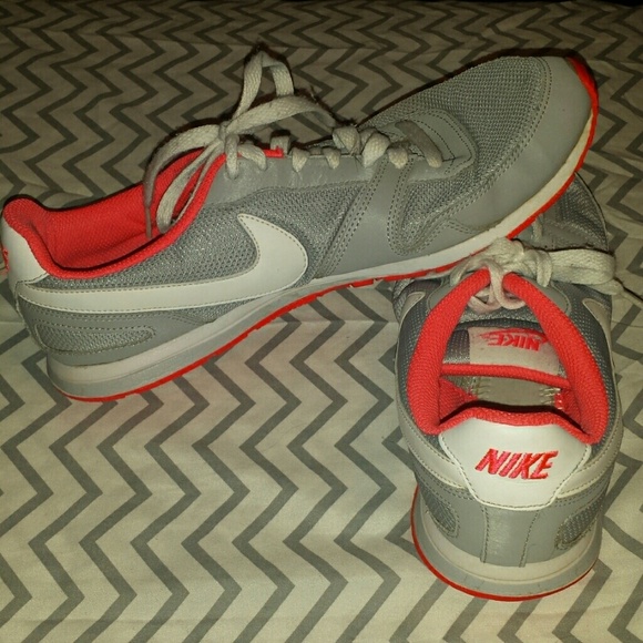 !!!!!LAST CHANCE!!!!! Nike shoes
