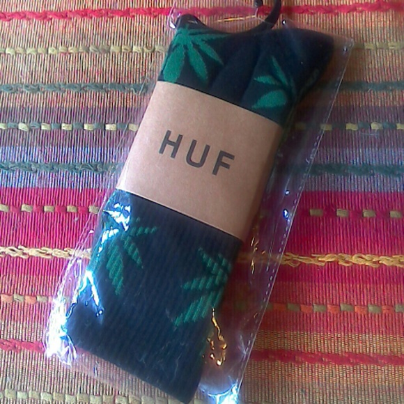 NEW Huff Marijuana Leaf Sox (1 Pair) Black & Green
