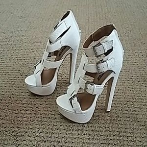 Izabella Rue high heels
