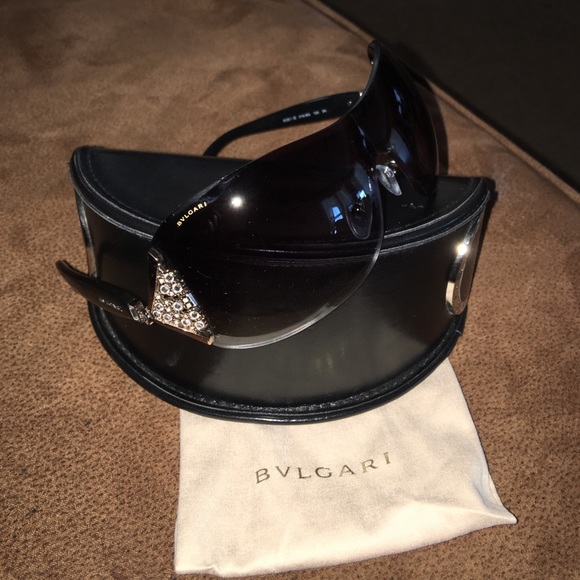 SOLDⓂ️Authentic Bvlgari Sunglasses