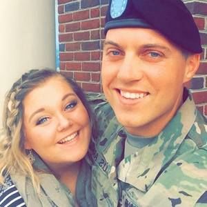 Meet your Posher, Claire-louise