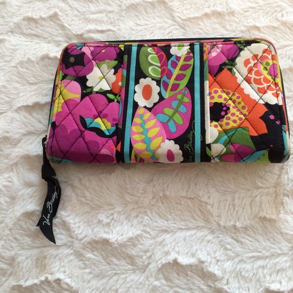 Vera Bradley Wallet