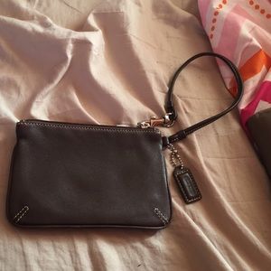 Coach wristlet really good condition leather