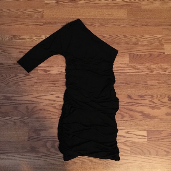 Express Dresses & Skirts - 1 sleeve Express slinky dress