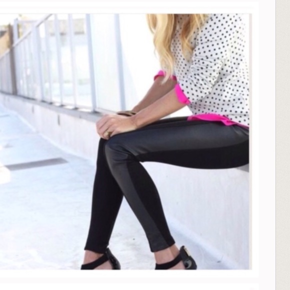 Vegan leather trim leggings