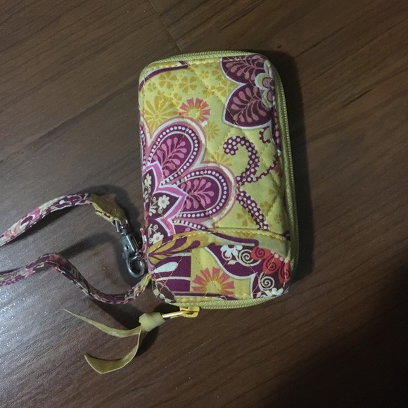 Vera Bradley Wristlet - Picture 1 of 3