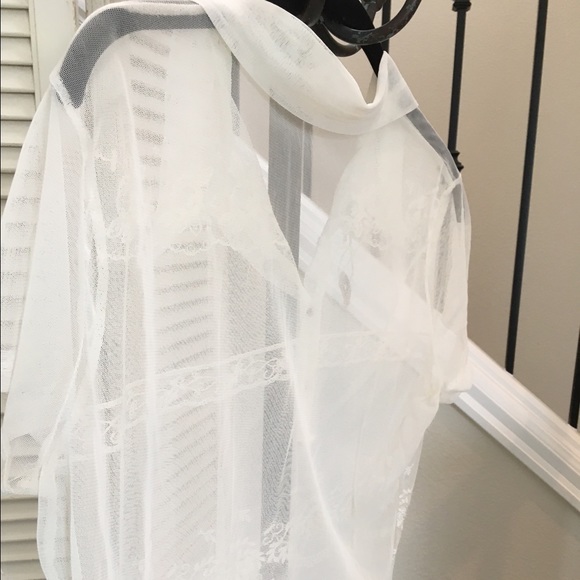 Vintage lace Peter Pan collared layering piece - Picture 4 of 4