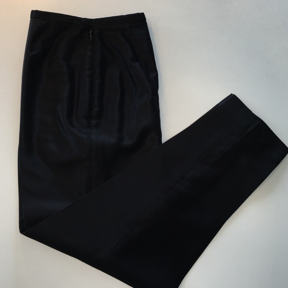 Kenar cropped slacks BLACK sheen tailored fit