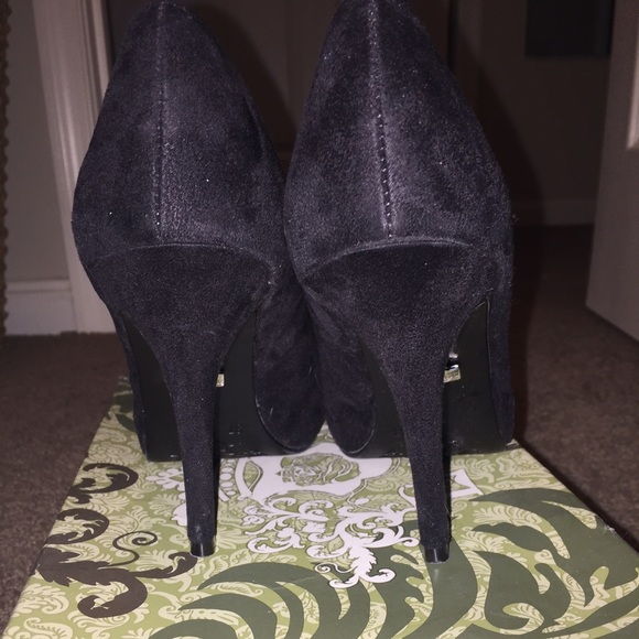 LimeLightblack heels - Picture 3 of 4