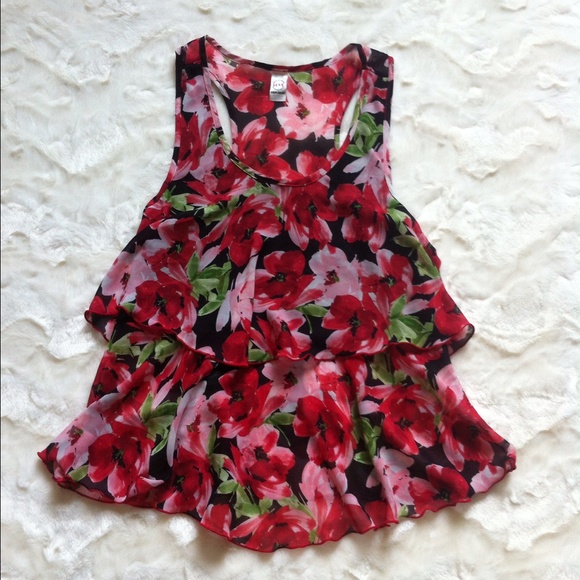 NWOT Floral Ruffle Tank Top