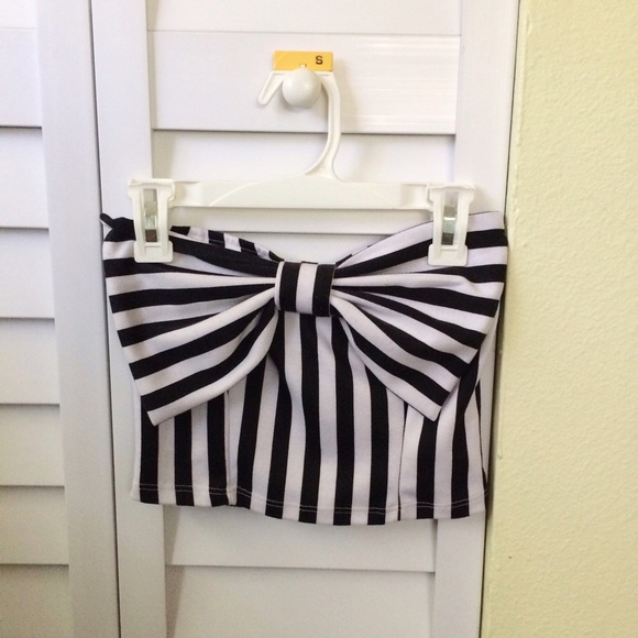 Stripped crop top