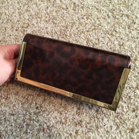 Tory Burch sunglasses box and bag