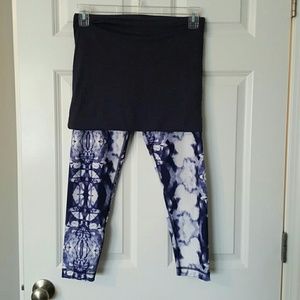 Worn once. Rare lululemon legging w built in skirt