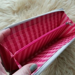 NWOT Victoria's Secret wallet! Limited edition