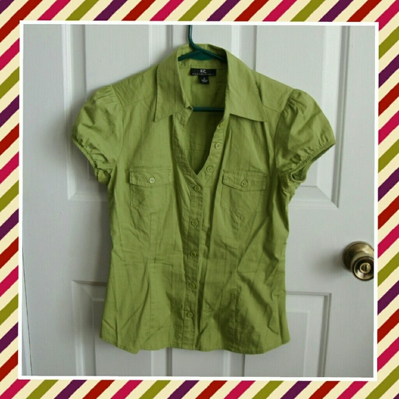 Green Button Up Blouse - Picture 1 of 4