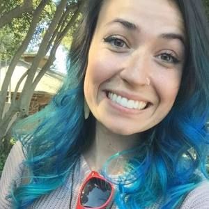 Meet your Posher, Cynthia