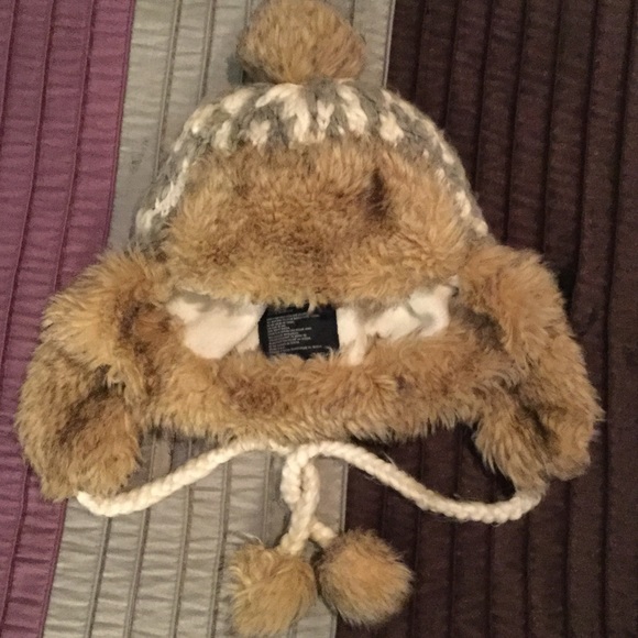 American Eagle Outfitters Wool Trapper Pom Hat 🦅 - Picture 3 of 4