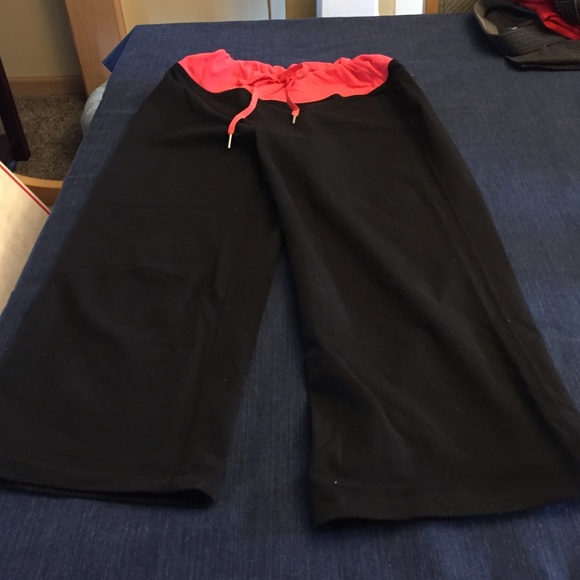 Multi color lulu capris/ warn once
