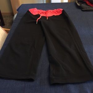 Multi color lulu capris/ warn once