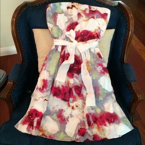 Strapless floral summer dress! Never worn with tag