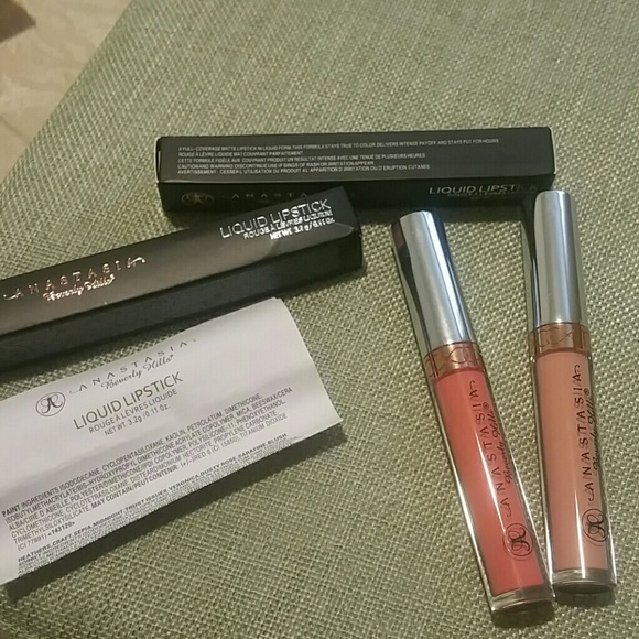 Anatasia Beverly hills lipstick