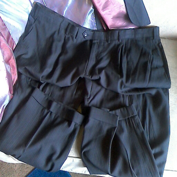 Fubu The Collection Mens 2 PC Suit Blazer & Pants - Picture 3 of 4