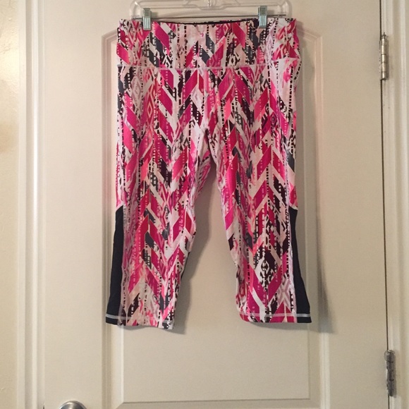 Worn once VSX workout crops