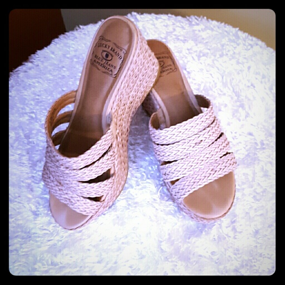 Lucky Brand Sandals