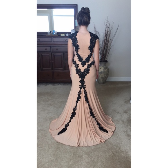 2016 Prom Gown EXTREMELY LOW PRICE