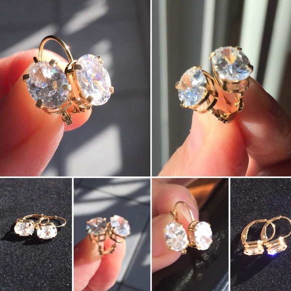 14K Yellow Gold CZ earring