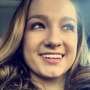 Meet your Posher, Jillian