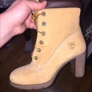 Brand new high heeled timberlands size 7.5