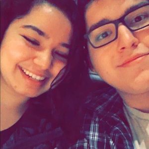 Meet your Posher, Estrella