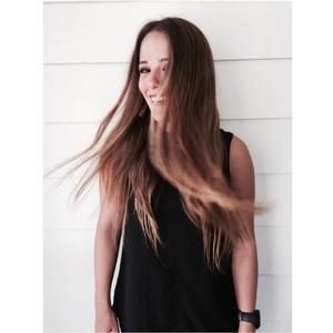 Meet your Posher, Valentina