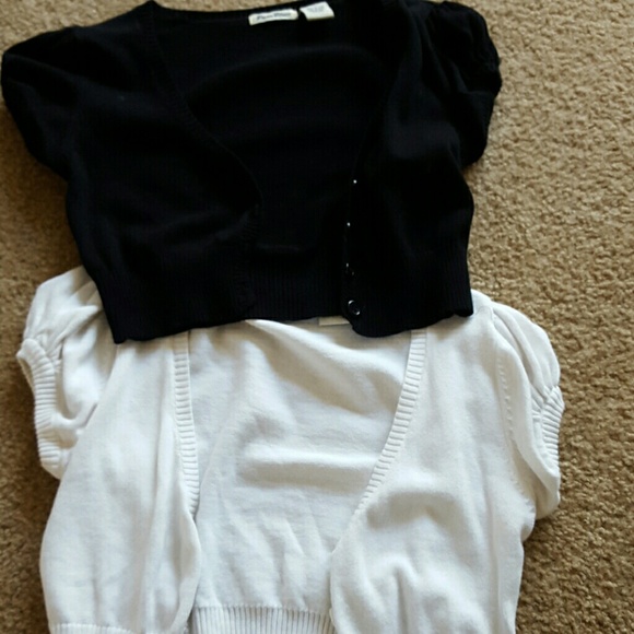 2 short sweaters
