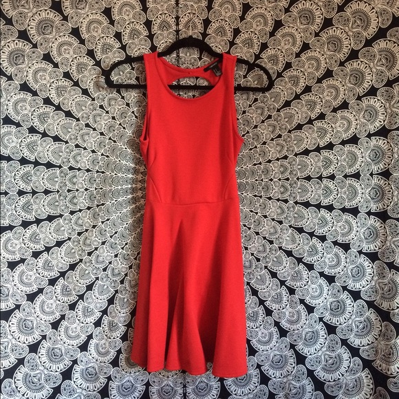 Forever 21 Dresses & Skirts - Red Cut-Out Dress
